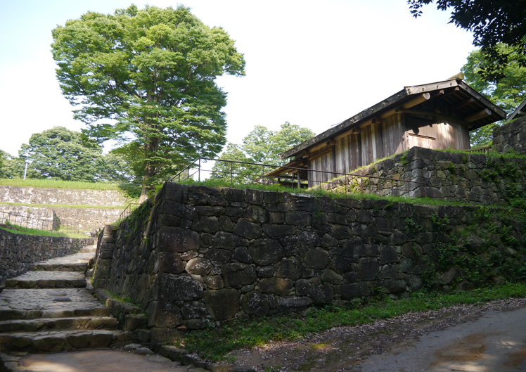 新田金山城