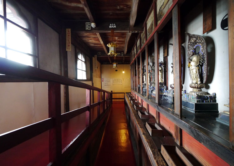 さざえ堂(曹源寺)