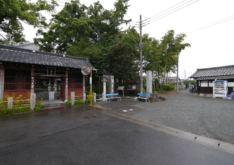 さざえ堂(曹源寺)
